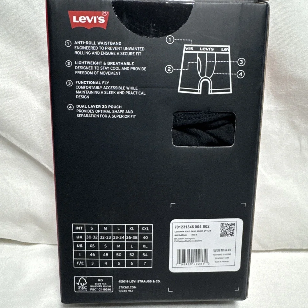 Levi's Mens Boxer Briefs Cotton Stretch Black with Red Waist 4-Pack Size Medium